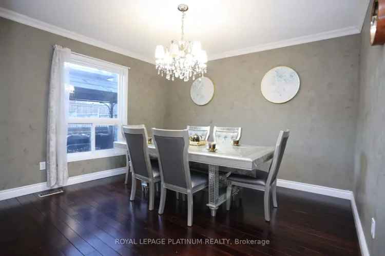 House For Sale in Pickering, Ontario