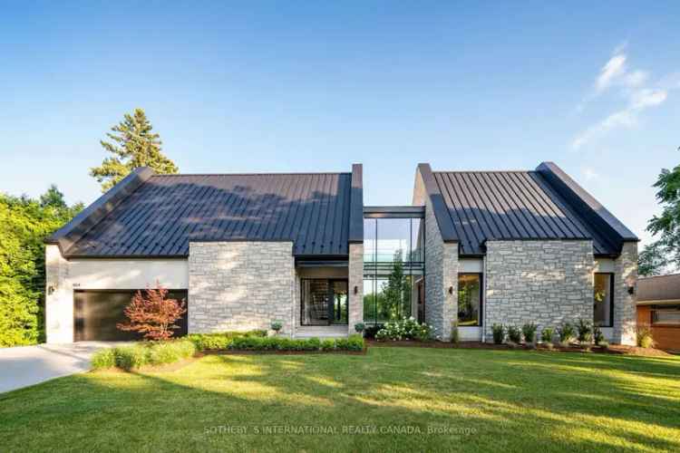 Luxury 5-Bedroom Home in London Ontario with Breathtaking Views