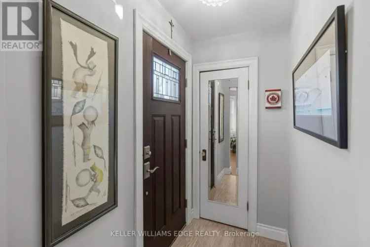 House For Sale in 19, Edgevale Road, Hamilton, Ontario