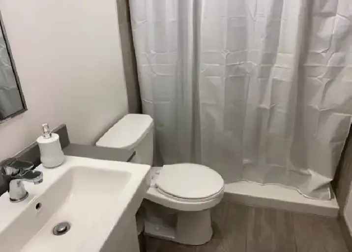 Private Room Near Carleton University All Inclusive