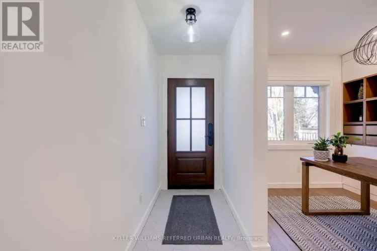 Luxury Modern Farmhouse in Port Credit