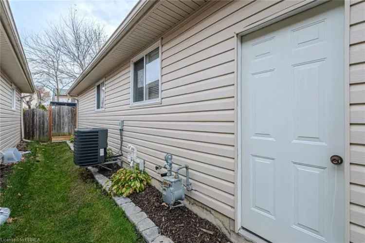 House For Sale in Simcoe, Ontario