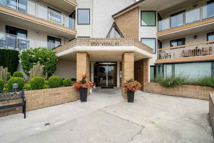 Rent Stunning Ocean View Apartment in White Rock with Amenities