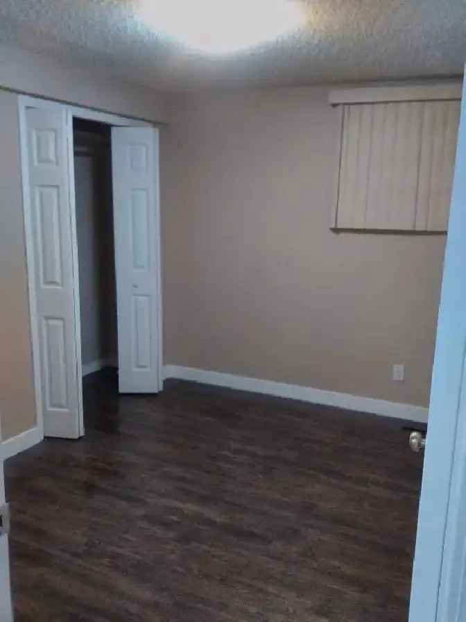 Rent Newly Renovated 2 Bedrooms Basement Suite Near Bonnie Doon Mall