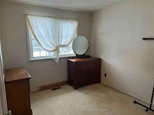 House For Sale in Strong Township, Ontario