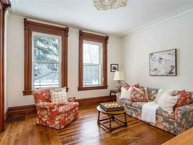 1890s Victorian Manor on Wye Creek - 5 Beds, 2 Baths