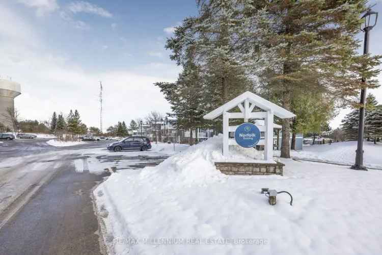 Condo For Sale in Oro-Medonte, Ontario