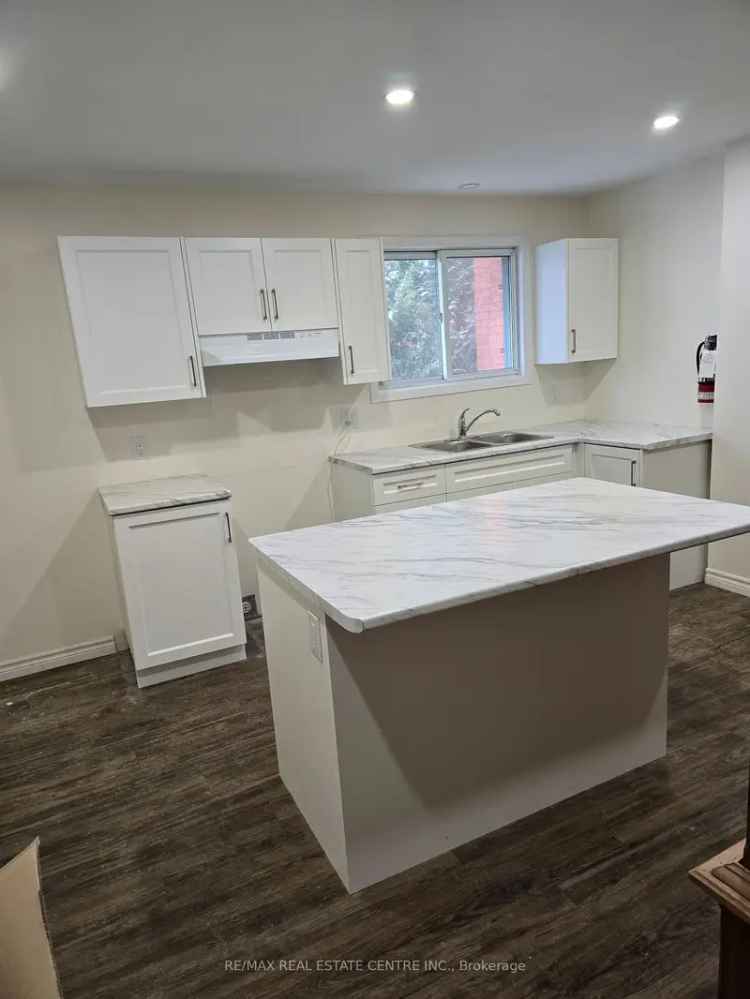 Buy Duplex in Waterloo with 10 Bedrooms and Recent Renovations