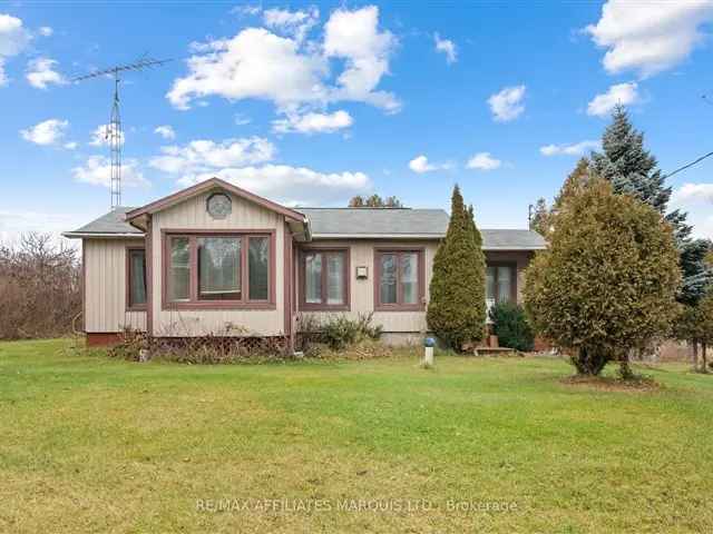 House For Sale in South Glengarry, Ontario