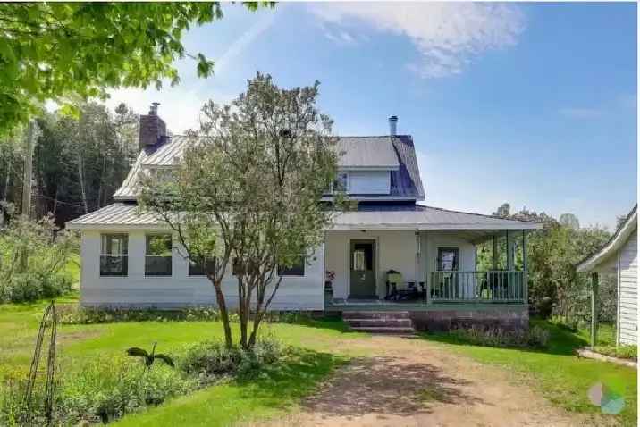 150 Acres Lakefront Property Near Montreal
