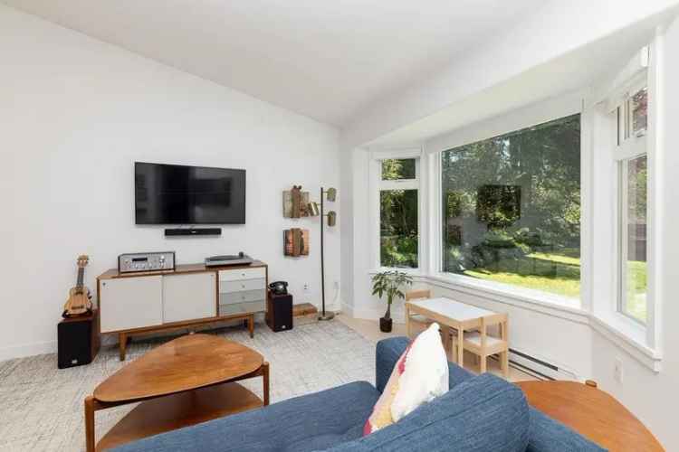 Updated 3-Bed Rancher in Sechelt - Smart Home Features