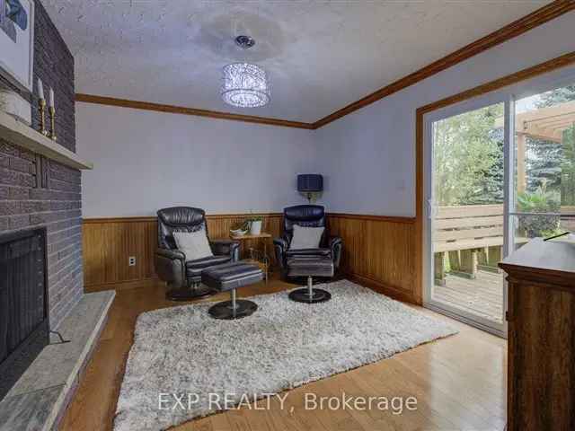 Country Living Meets Business Opportunity: Charming Ranch Bungalow with Shop