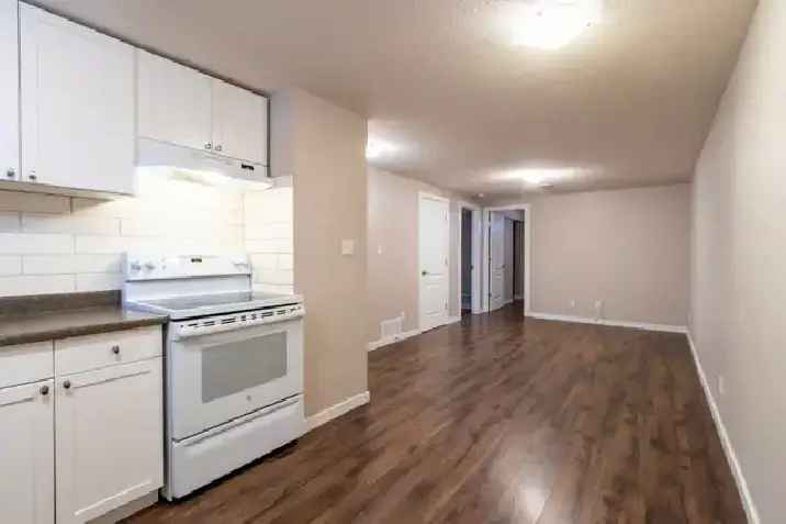 Spacious 2 Bed 1 Bath Basement Suite Killarney