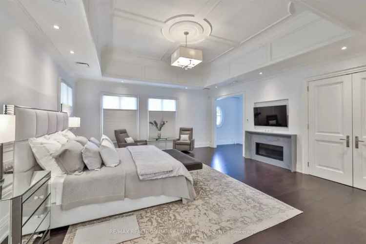 House For Sale in Toronto, Ontario