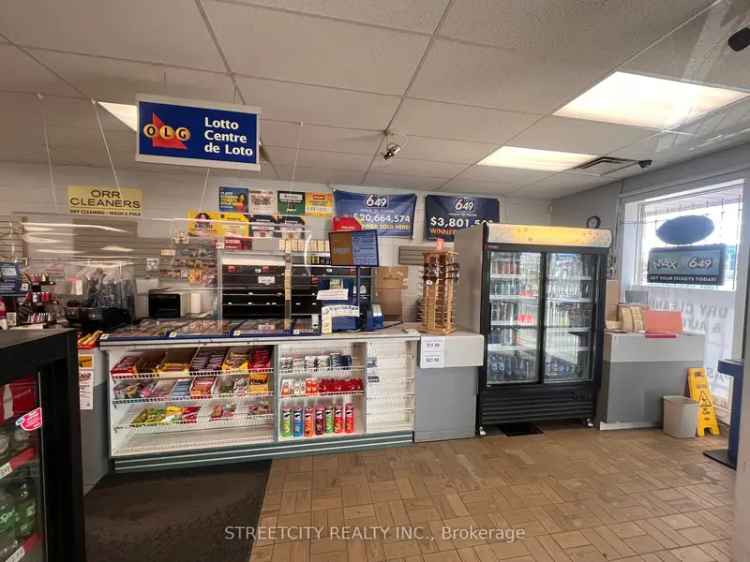 Commercial For Sale in Residence Road, Waterloo, Ontario