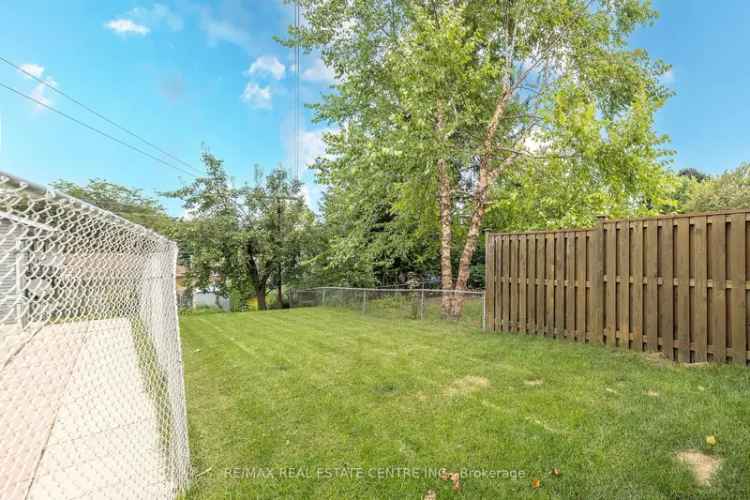 House For Sale in Guelph, Ontario