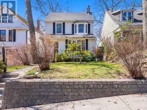 Beach Toronto Family Home - 4 Beds, Large Lot, Renovation Opportunity