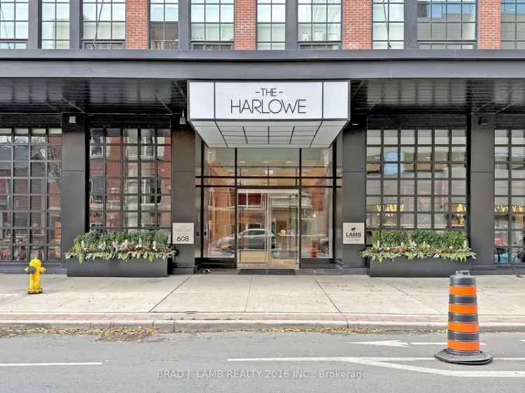 1 Bedroom + Den Loft Condo - Modern Finishes - Queen West