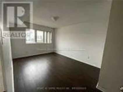 2 Bedroom 2 Bath Condo in Mississauga 114m²