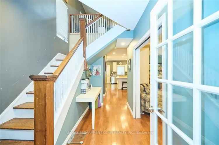 House For Sale in Niagara Falls, Ontario