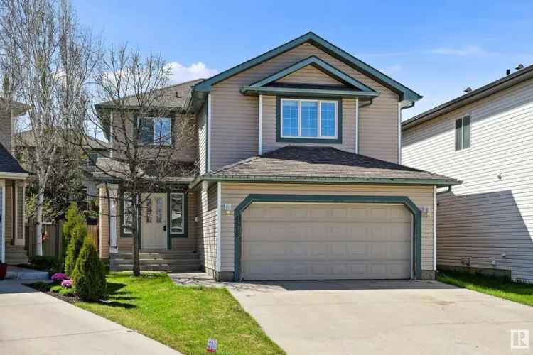 Family Home in The Hamptons 3 Bed 2.5 Bath Bonus Room