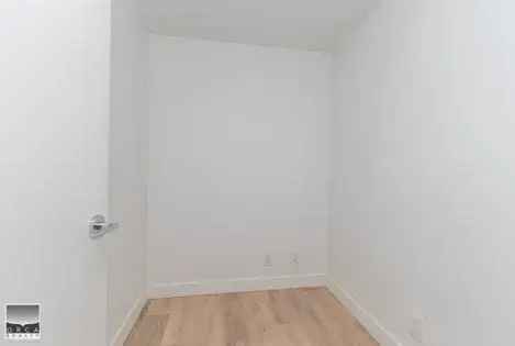 1 room apartment of 54 m² in Vancouver