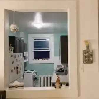 Female Only Rent Apartment Downtown Ottawa with 1 Bedroom