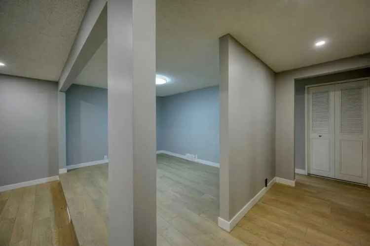 House For Sale , Calgary, Alberta