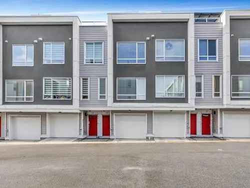 3-Bedroom 3-Bath Townhouse with Rooftop Deck and EV Charging