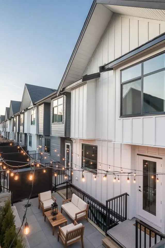 4 Bedroom Row House in Willoughby Heights Langley