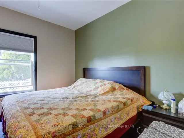 House For Sale in Toronto, Ontario