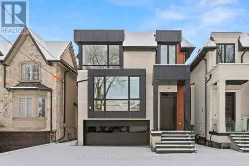 Modern House Willowdale East Toronto