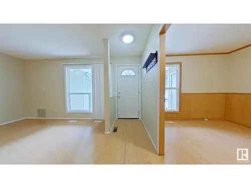 2 Bedroom Townhouse For Sale In Skyrattler Edmonton