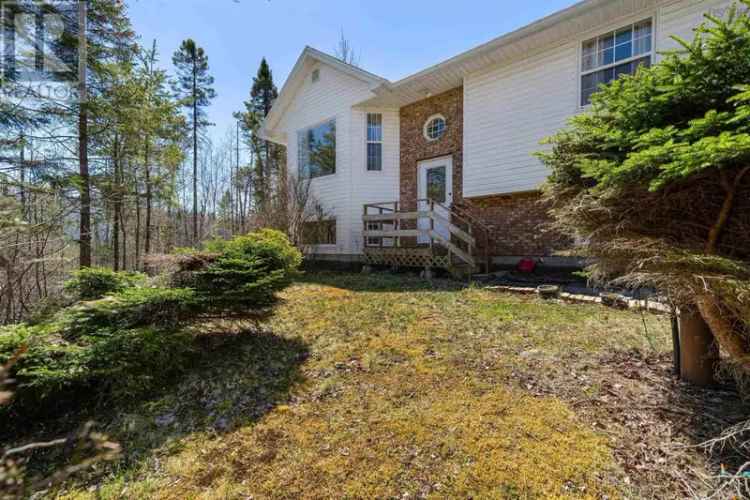 1.33 Acre Private Home near Hwy 102