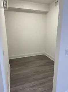 1 room apartment of 84 m² in Toronto