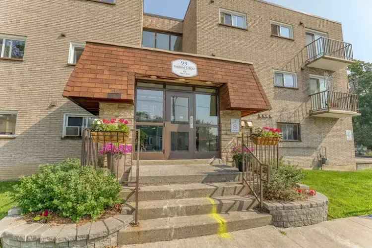 Apartment For Rent in 99, Thomas Street, Kingston, Ontario