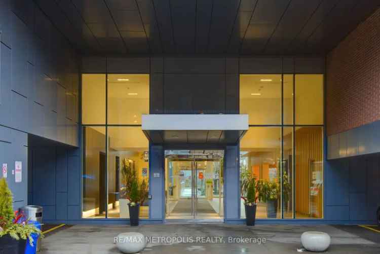 Lease Lovely 2 Storey Condo in Liberty Market Lofts with Modern Features