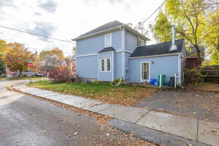 House For Sale in Peterborough, Ontario