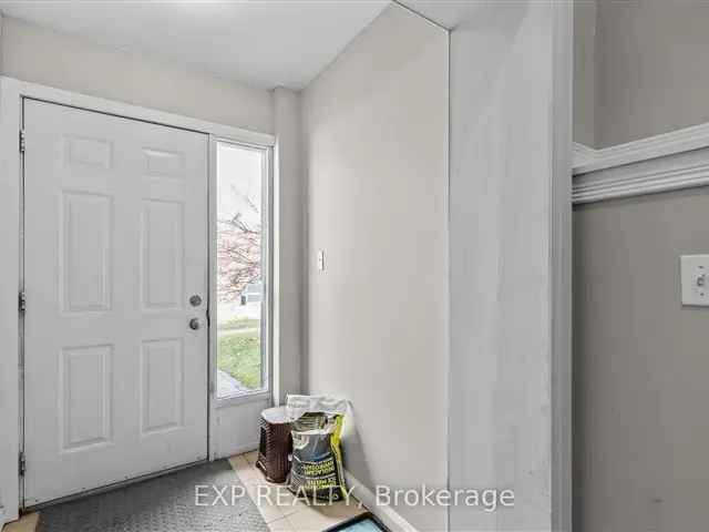 Duplex For Sale in Barrie, Ontario