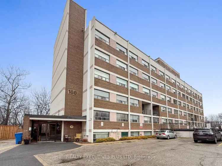 Condo For Sale in Hamilton, Ontario