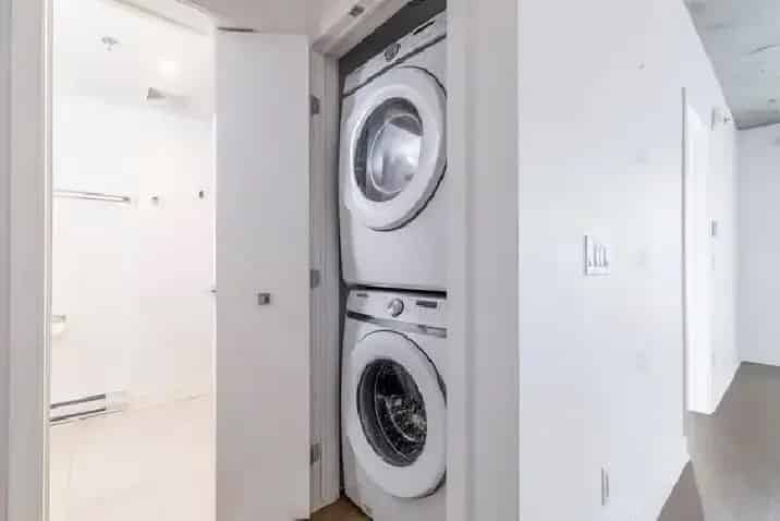 Griffintown Condo 1 Bedroom 1 Bath Near REM