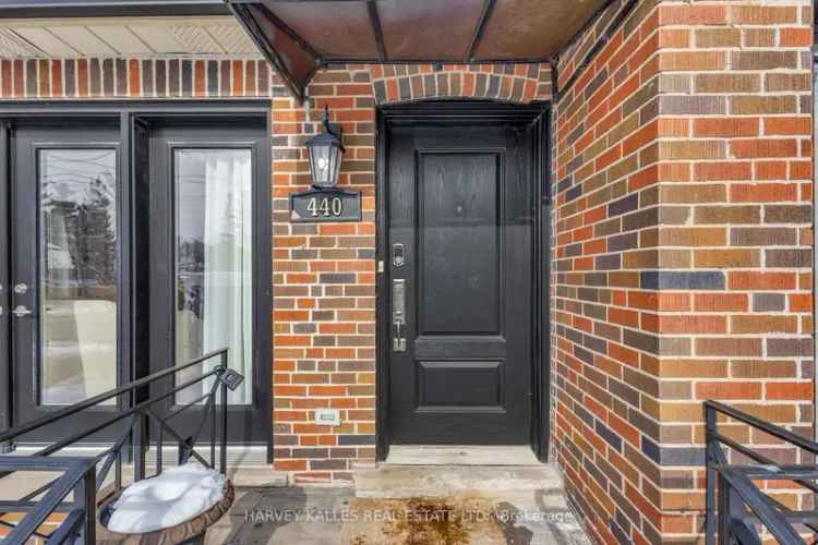 440 Glengarry Avenue Bedford Park Family Home 3 1 Beds 3 Baths