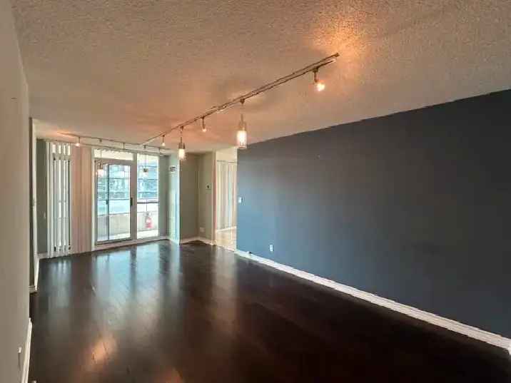 For Rent 2 Bed 2 Bath at Yonge/ Sheppard