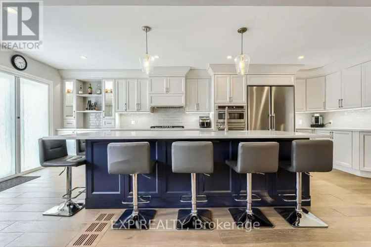 Renovated Detached Home for Sale in Meadowvale Village with Unique Kitchen