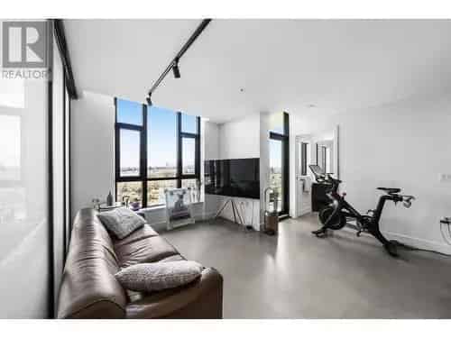 1 Bedroom Home For Sale in Vancouver BC
