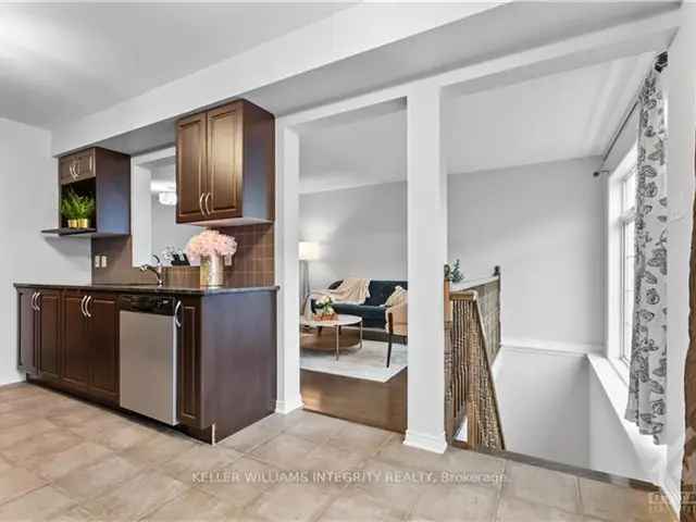 Townhouse For Sale in 152, Patriot Place, Ottawa, Ontario