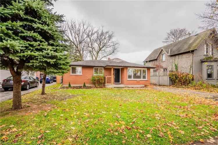 House For Sale in Cambridge, Ontario