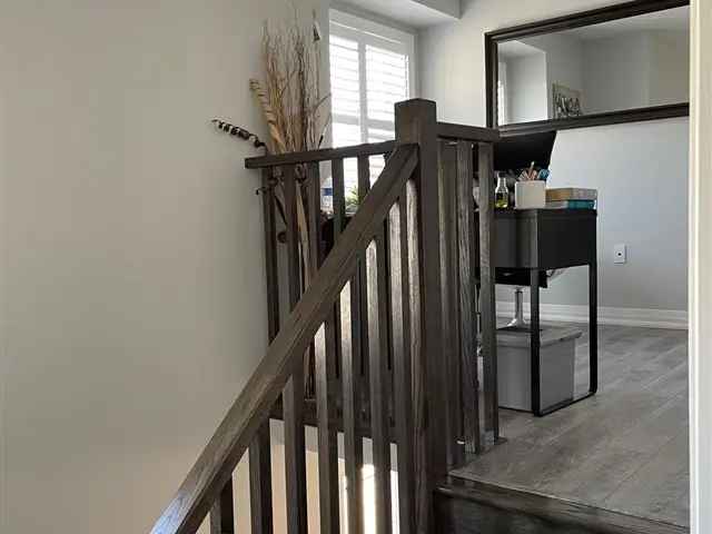 Amazing 3 Bedroom 3 Bathroom Townhouse in Hamilton