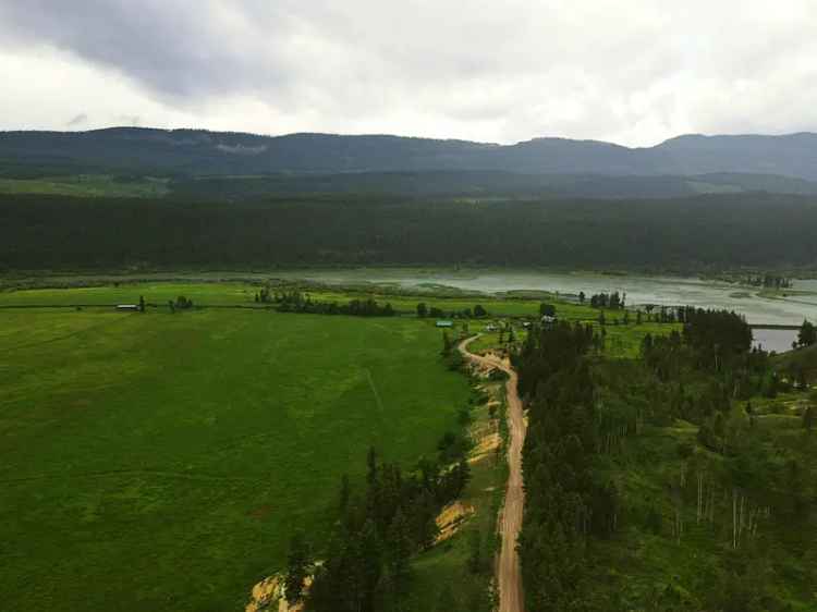 Large Estate with Columbia Valley Views - Spur Valley, BC