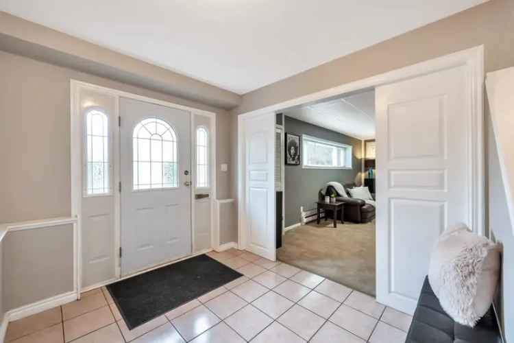 5 Bedroom Family Home in Royal York North Delta